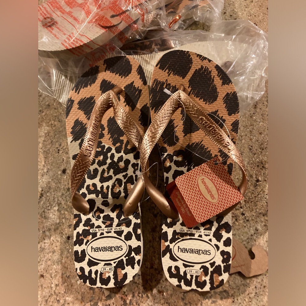 Brand new Havaianas flip flops